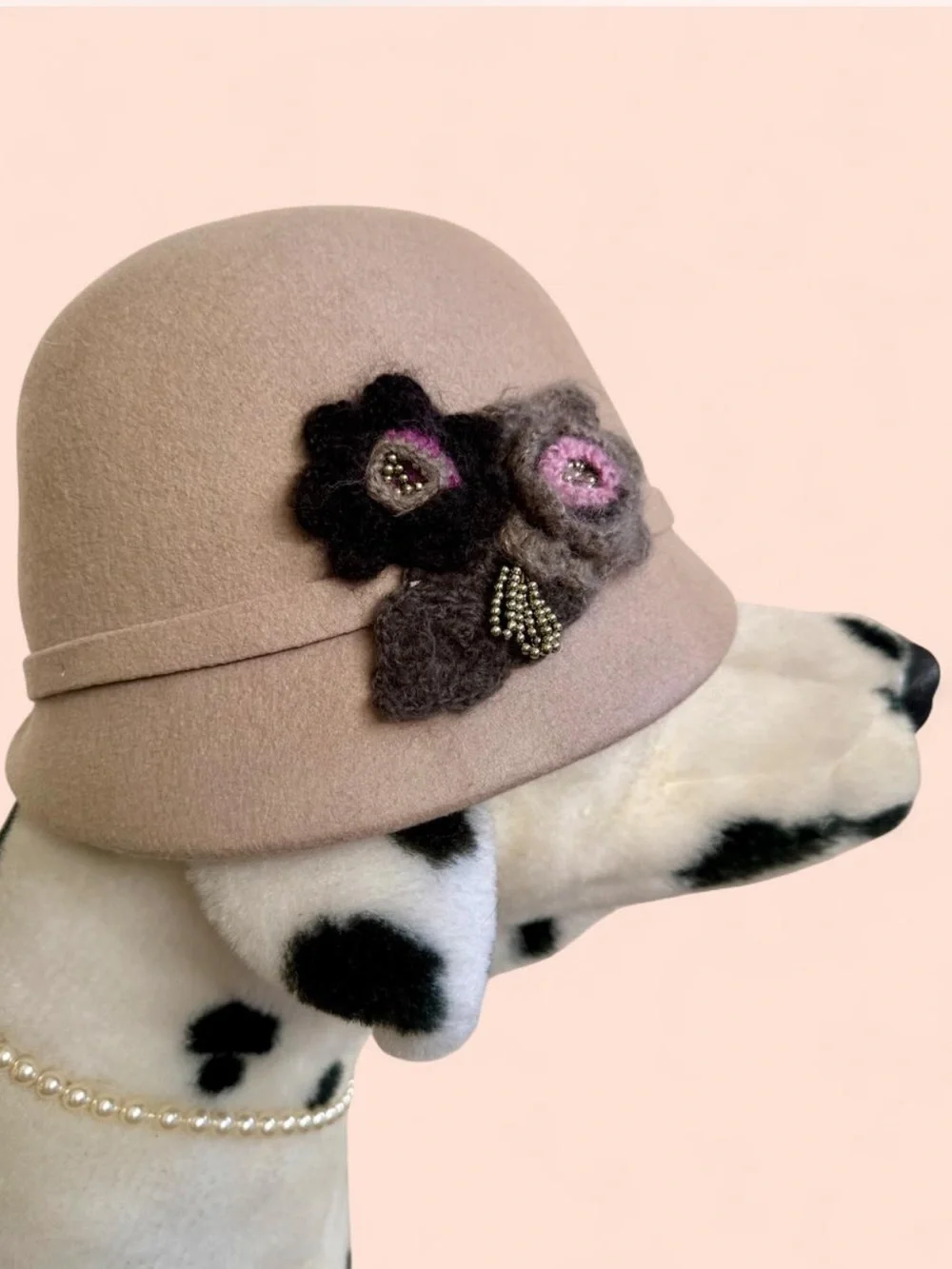 Y2K Nordstrom Felted Wool Taupe Cloche Hat with Crochet Flowers and Bead Accents